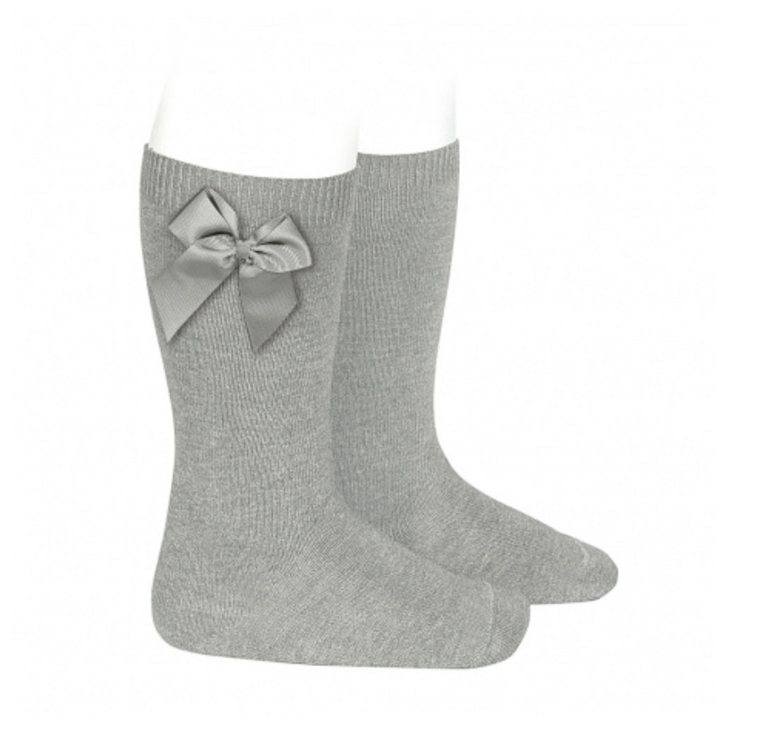 Calcetines altos algodón con lazo grogrén lateral ALUMINIO