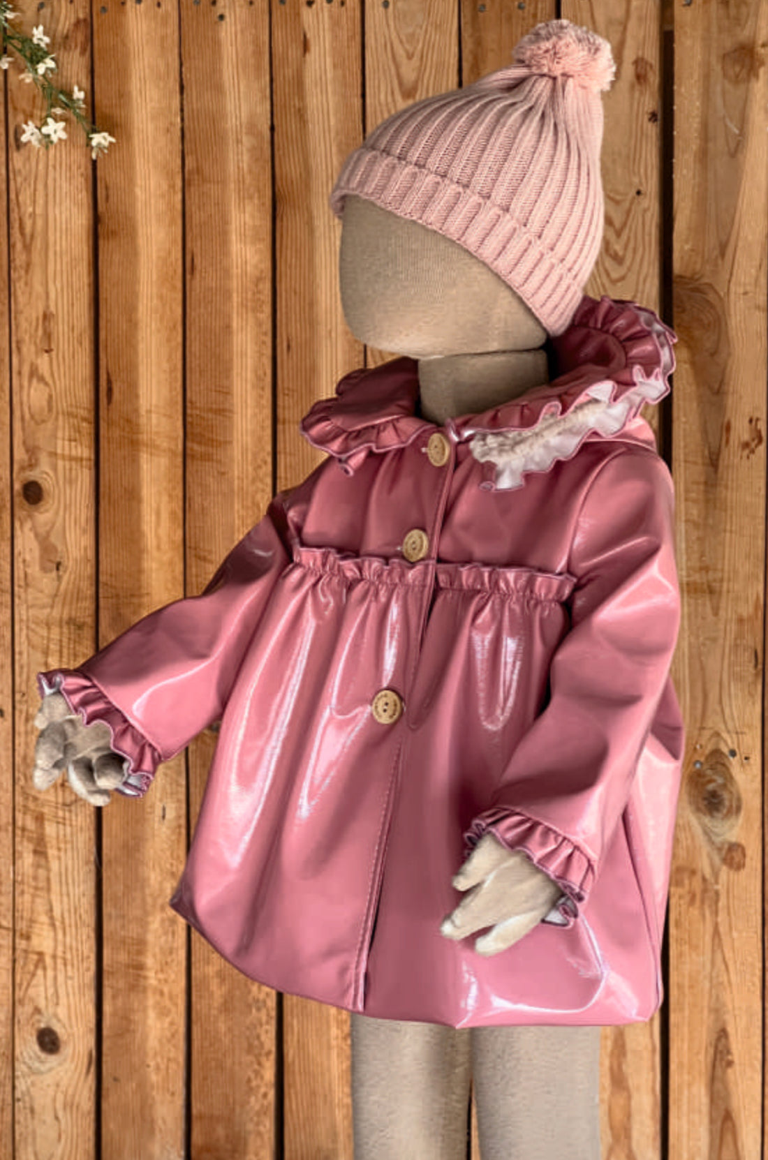 Abrigo charol rosa grosella Valentina