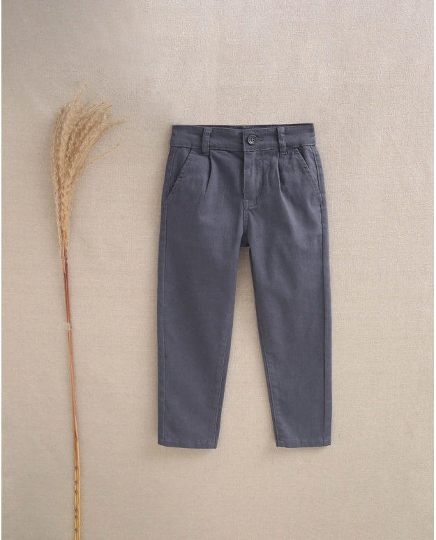 Pantalón gris chic and cool