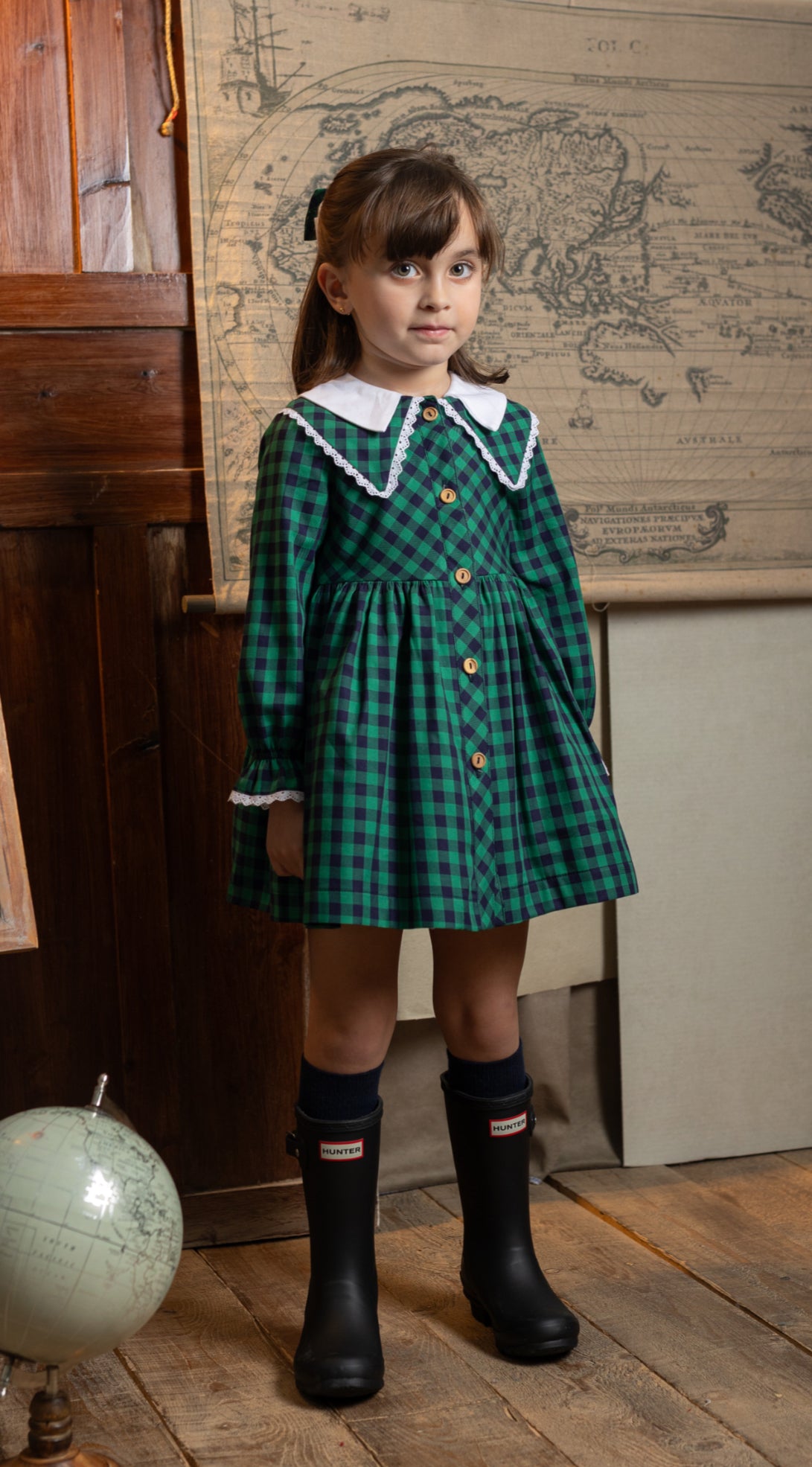 Vestido Escocia cuello Peter pan