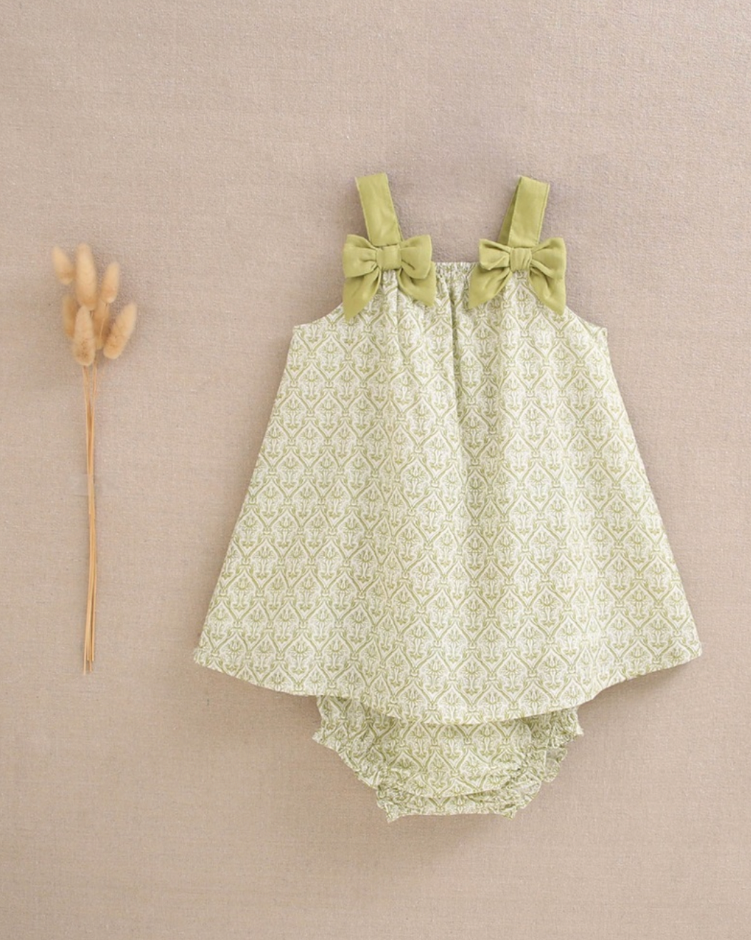 Vestido con braguitas Pistacho
