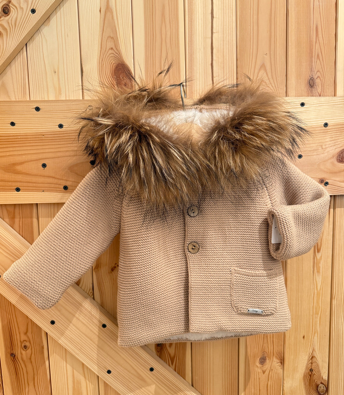 Abrigo forrado con pelo natural camel