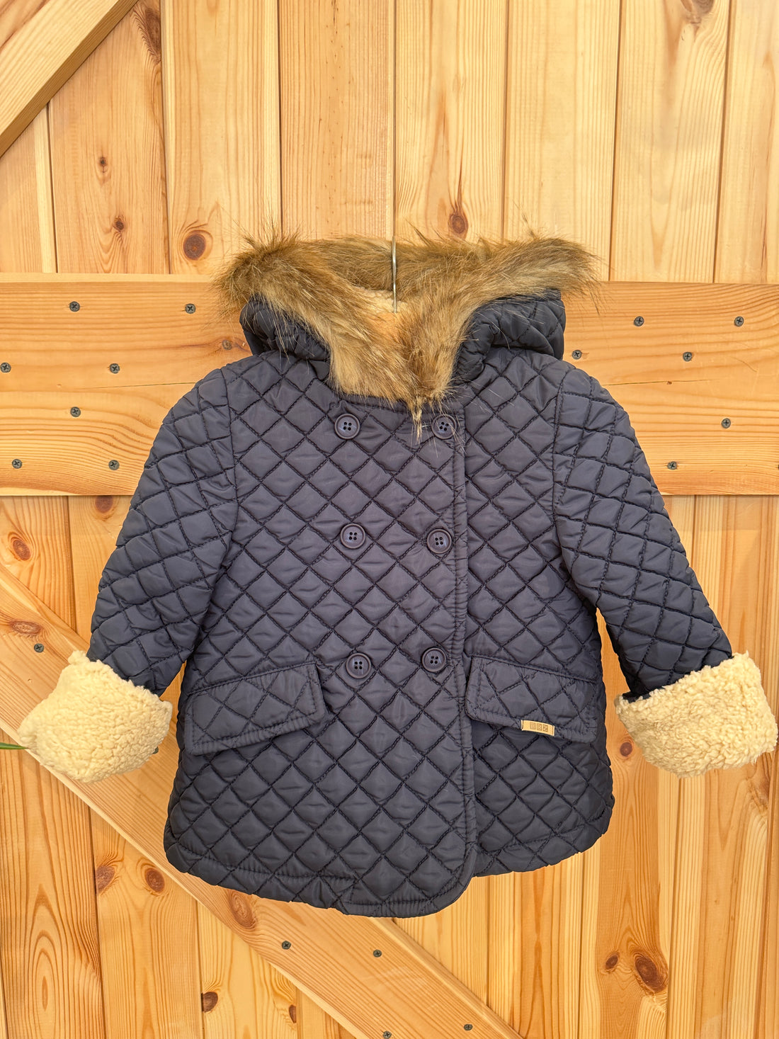 Abrigo tipo husky marino