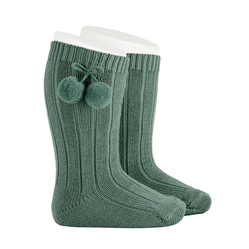 Calcetines altos canalé algodón cálido con borlas VERDE LIQUEN